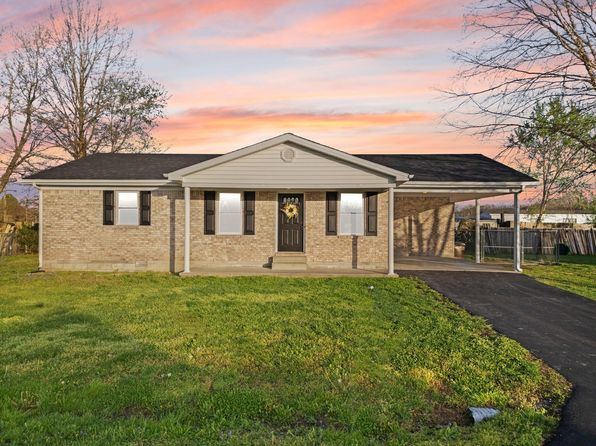 80 Westview Dr, Stanton, KY 40380