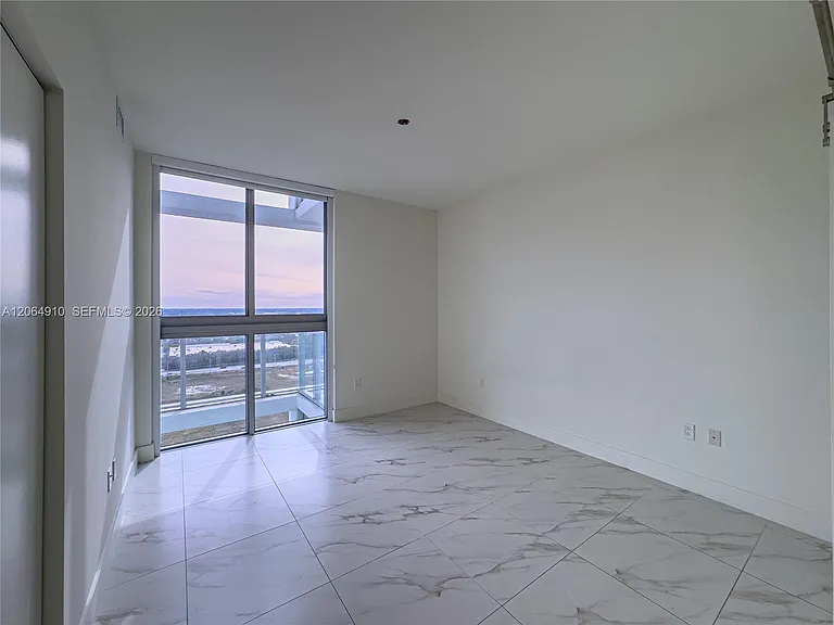 2000 Metropica Way #2009 — Photo 30