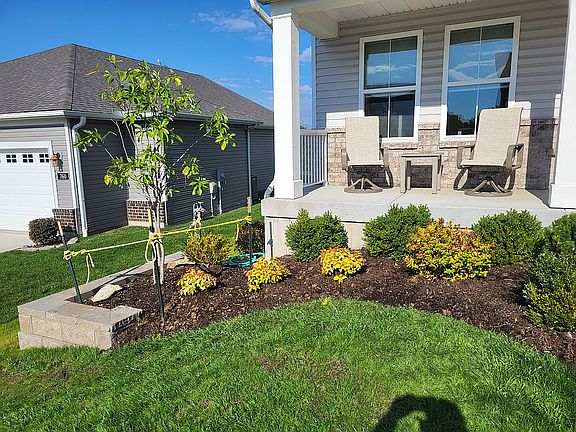 5th image of 764 Harmony Valley Dr