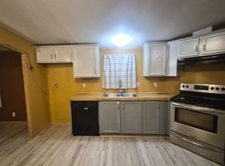 514 Joan St, Winnie, TX 77665
