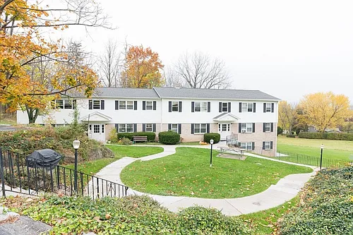 Canandaigua Garden Apartments Photo 1