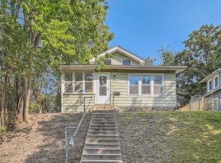 3022 Humboldt Ave N, Minneapolis, MN 55411