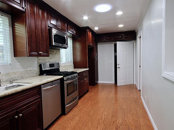 2nd image of 5364 Mesmer Ave