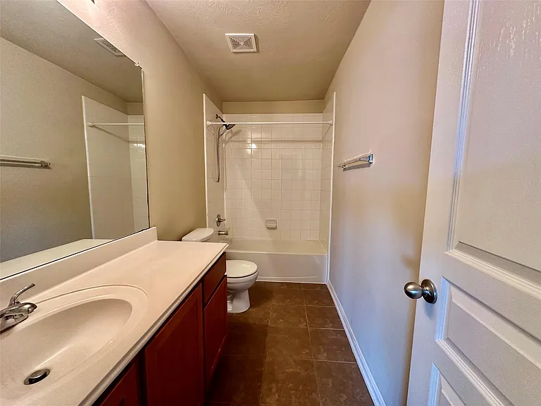 11111 Kingsnorth Dr — Photo 31