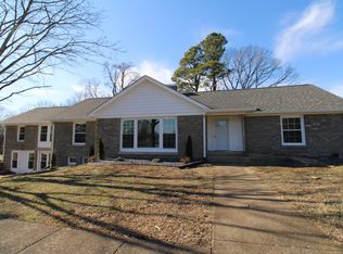 605 Ellington Dr, Lafayette, TN 37083