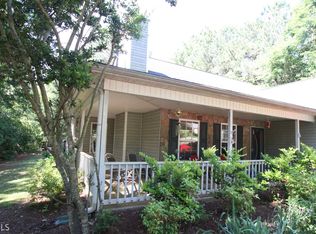 40 Hazelnut Ct, Covington, GA 30016
