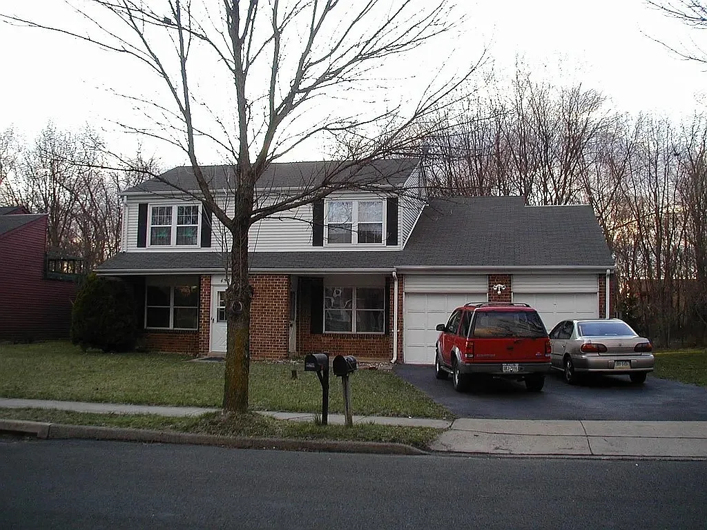 4556 Winding Brook Dr — Photo 1