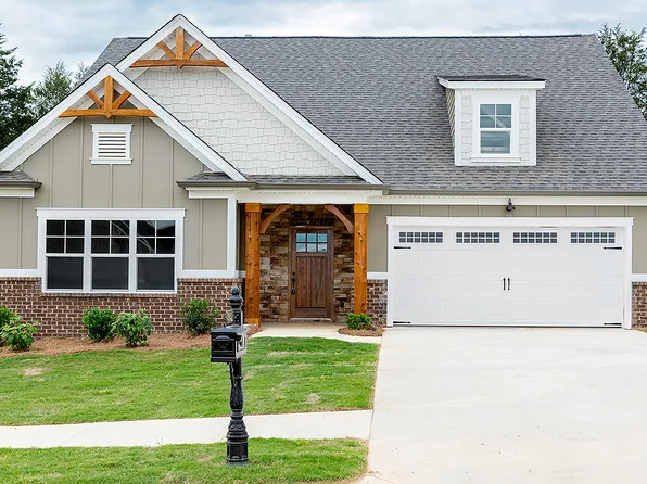 7577 Tailgate Loop, Ooltewah, TN 37363