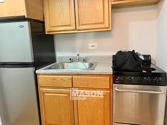 Rented by Mason Group LLC | media 7