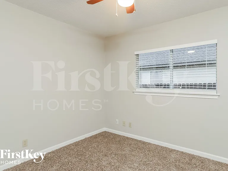 15975 Tampke Pl — Photo 12