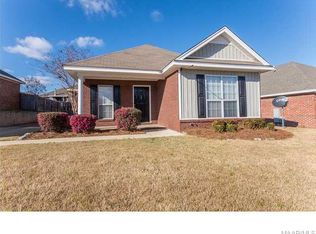 121 Ridgeview Dr, Millbrook, AL 36054