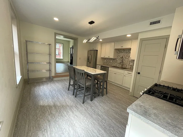 2310 Chapline St #2 — Photo 14