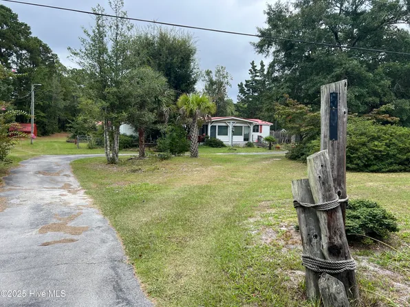 591 Hwy 172, Hubert, NC 28539