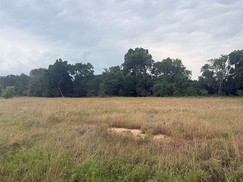 1st image of Pecan Oak Trl