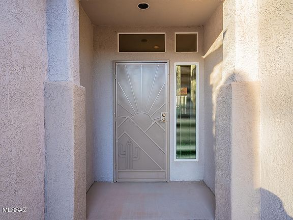 4th image of 2319 E Montrose Canyon Dr