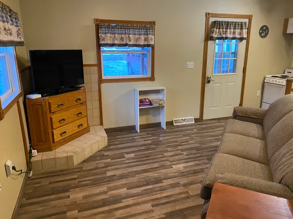 108 Central Ave, Coon Valley, WI 54623