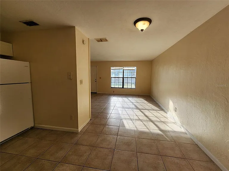 2529 NW 62nd Pl — Photo 14