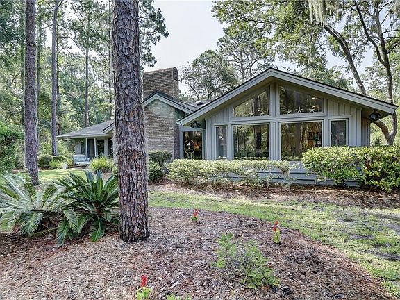 5th image of 25 Big Woods Dr