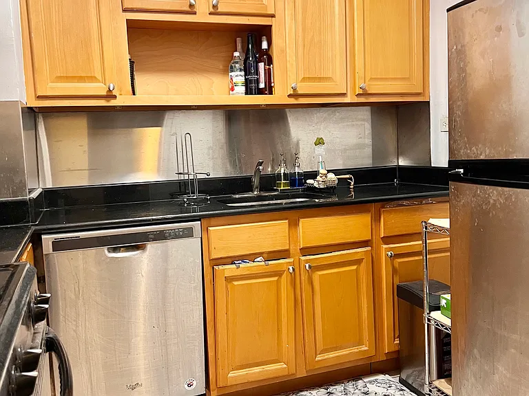 6741 Burns St #501 — Photo 4