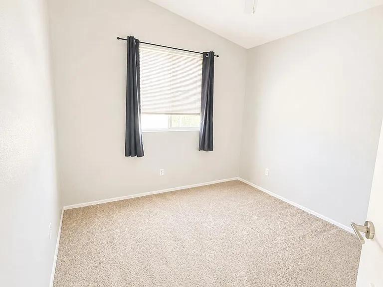 4917 W Behrend Dr — Photo 5