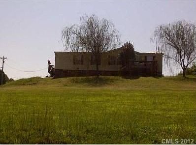 1st image of 105 Grassy Meadow Ln