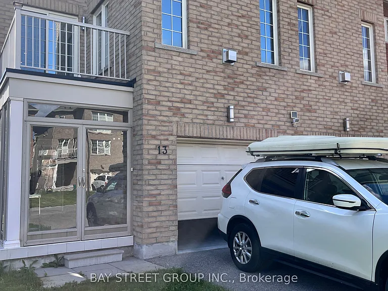 13 Highbury Ct — Photo 3