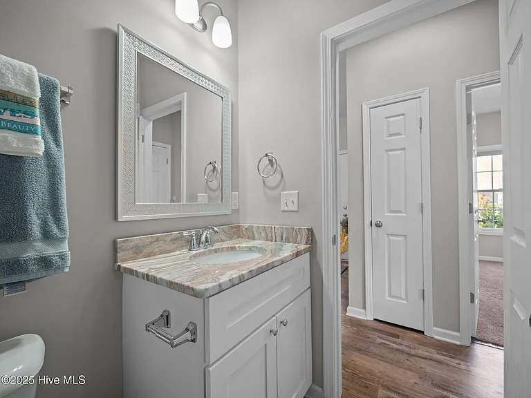 512 Hazelwood Dr — Photo 26