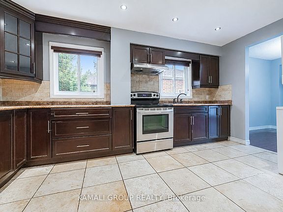 3rd image of 77 Ecclestone Dr