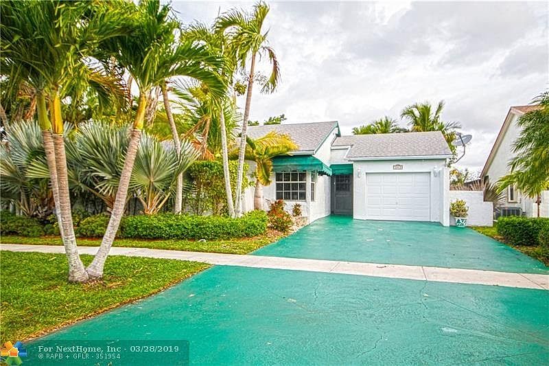 1st image of 16815 Royal Poinciana Dr