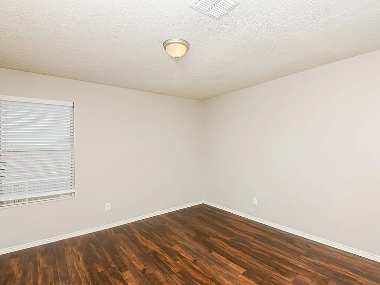 3115 Teodoro Dr — Photo 15