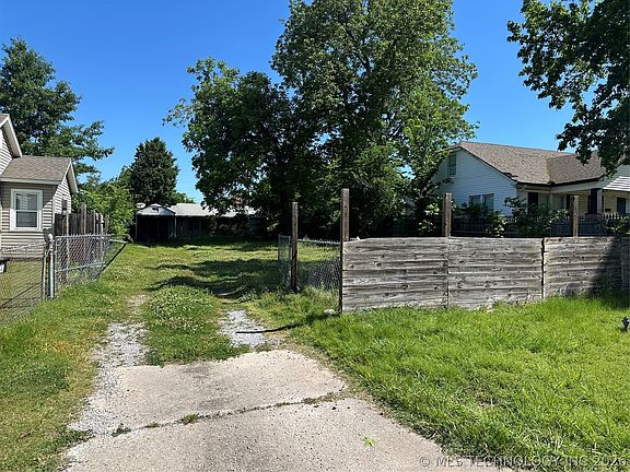 3rd image of 4743 E 6th St
