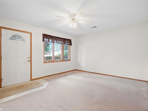 5th image of 302 W Vine St