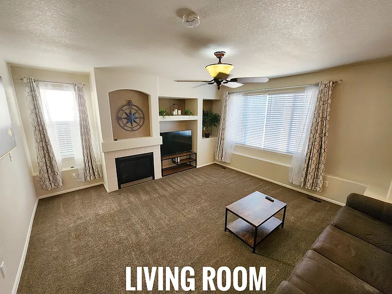 2060 Dewhirst Dr #2 — Photo 4