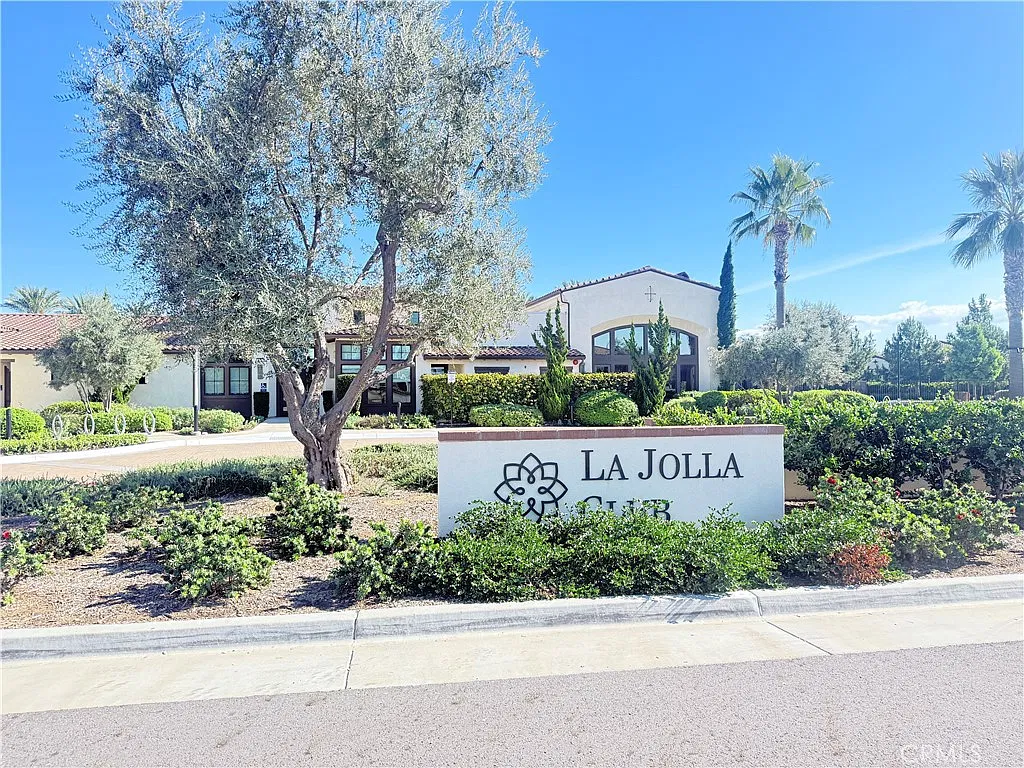 2 bed, 1636 sqft, $3,000 — Photo 4