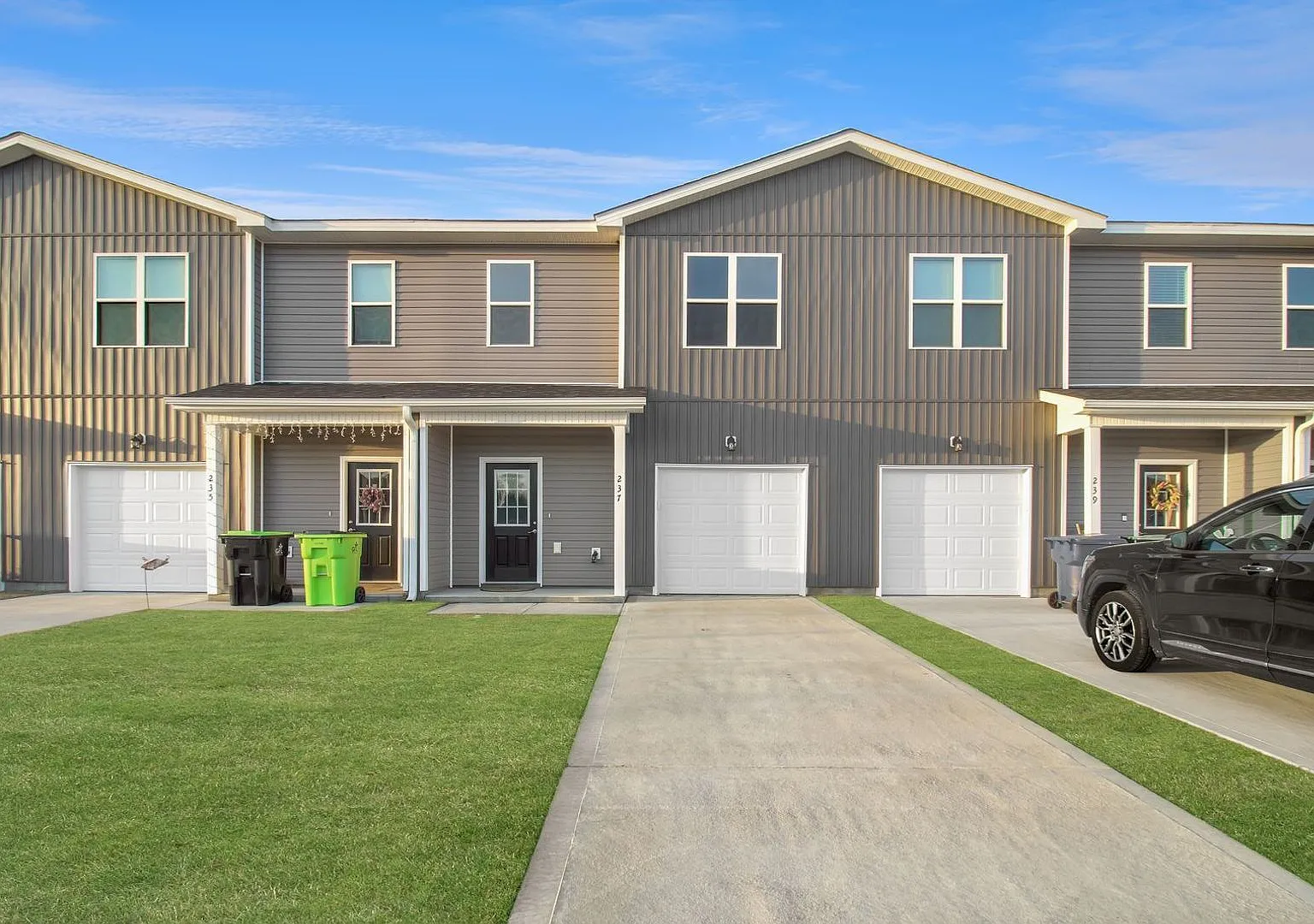 Newer Construction, 3 Bedroom Townhome! — Photo 1