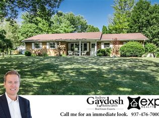 215 Lakengren Dr, Eaton, OH 45320