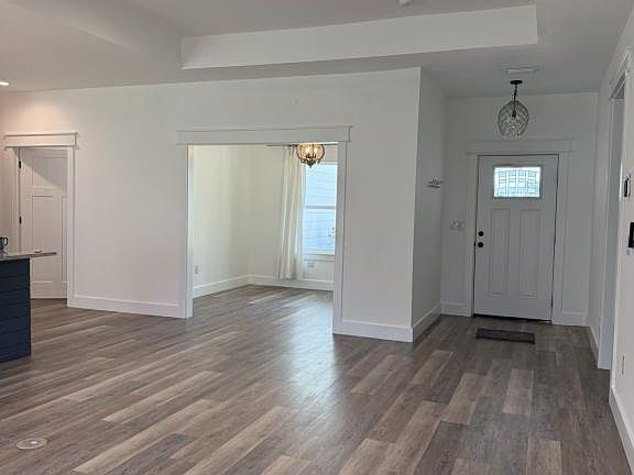 4th image of 617 16th St