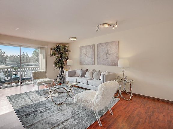 5th image of 300 Union Ave APT 24