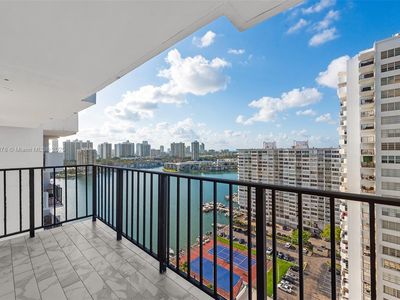 2780 NE 183rd St APT 2106, Aventura, FL, 33160