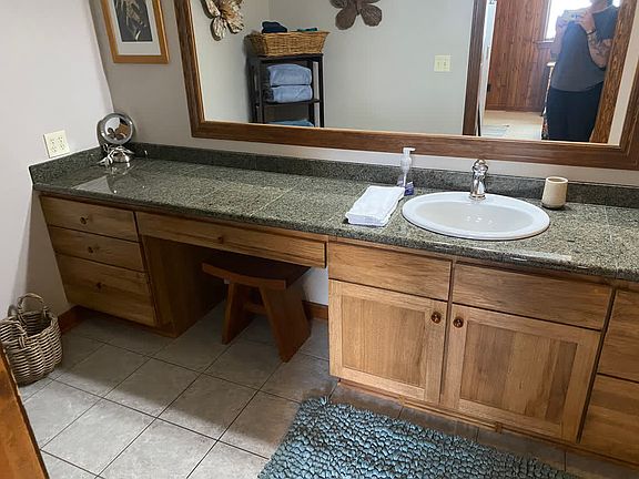 Downstairs Full Bath