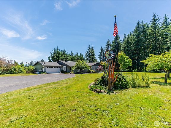 2nd image of 120 Joy Lane