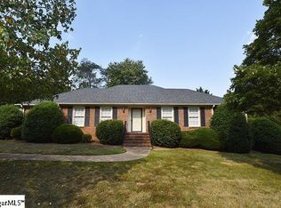 102 Fox Run Cir, Greer, SC 29651