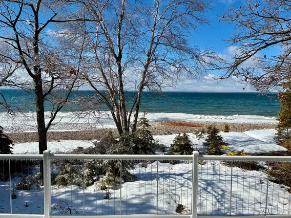 8558 N Point Shores Rd, Alpena, MI 49707