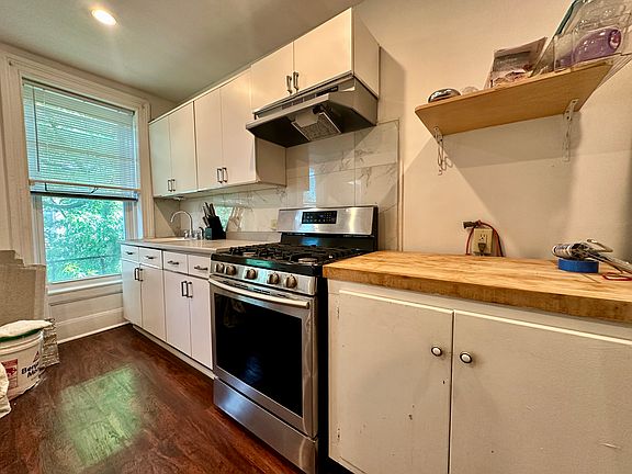 4th image of 168 Clifton Pl Floor 2