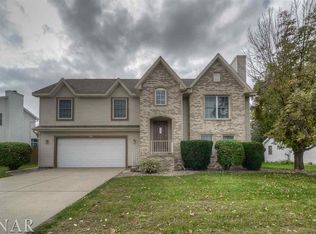 2809 Rainbow Ave, Bloomington, IL