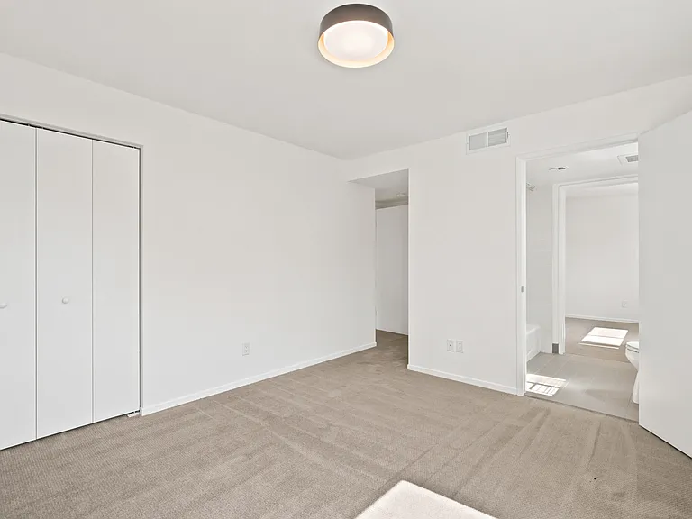 4111 Tujunga Ave #24 — Photo 10