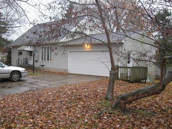 2nd image of 506 Pearl St