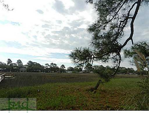 3rd image of 5 River Oak Ln