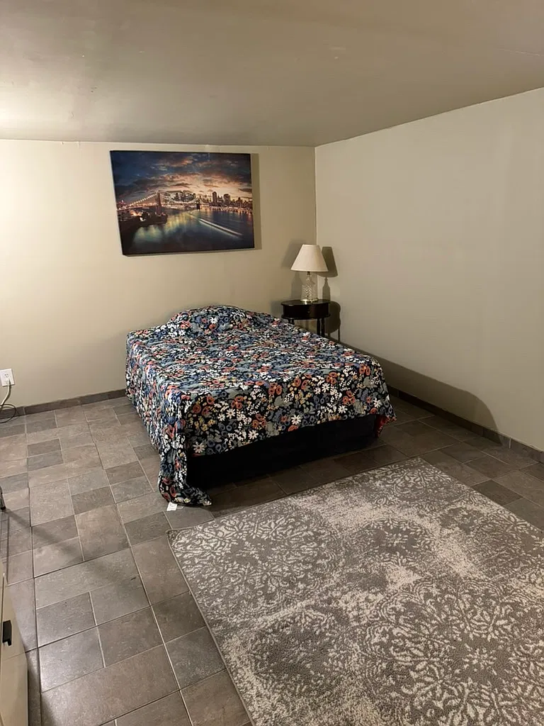 205th Pl SW, Lynnwood — Photo 4