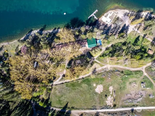 111 E Wannacut Lane, Oroville, WA 98844